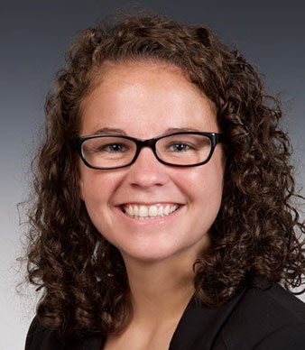 Kira Zagorc Headshot