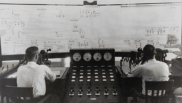 Florida Power and Light employees working at switchboard 1926
